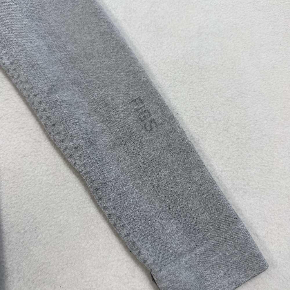 FIGS Salta Seamless Underscrub Long Sleeve Light Gray Women's XS - Picture 6 of 6